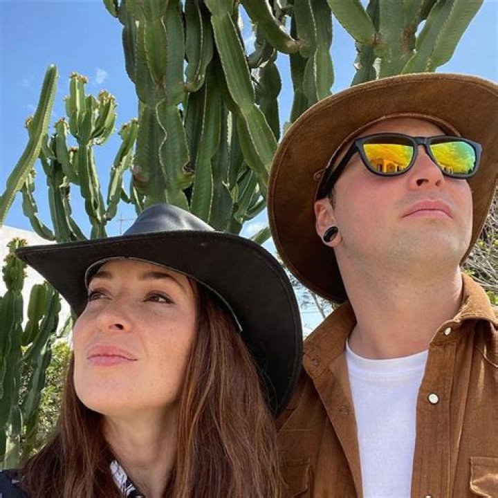 13 Facts About Georgina Blackledge - Biography & Net Worth