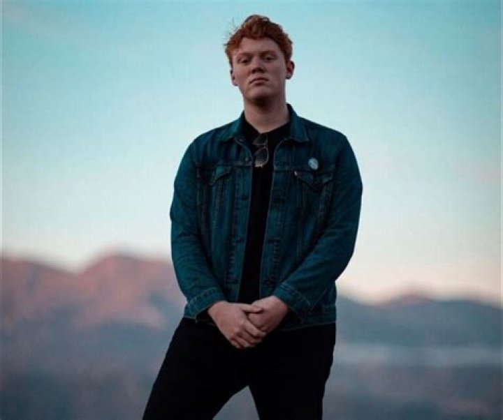 Beckett Rex Left American Idol – Why Did He Drop Out? Parents And Age