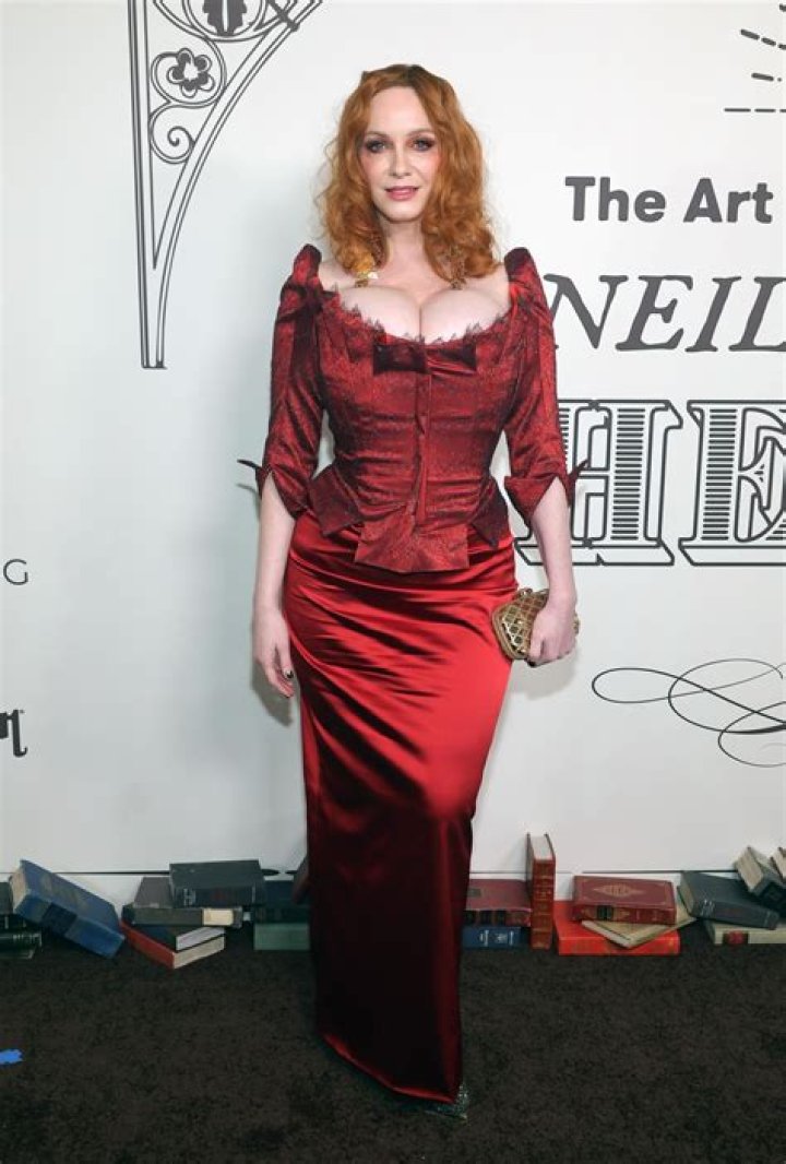 Christina Hendricks’ boob shelf corset dress: too tight or just perfect?