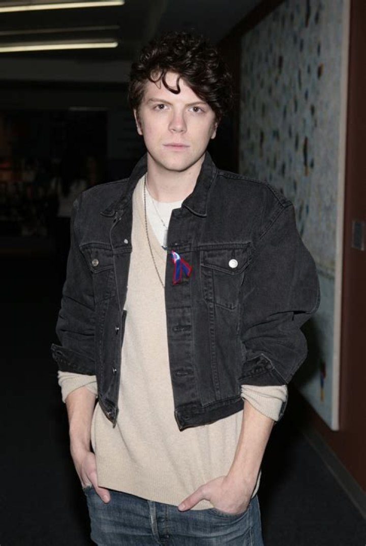 Michael Seater Net Worth - Wiki, Age, Weight and Height, Relationships, Family, and More