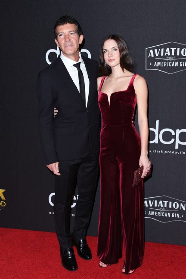 Stella Banderas Net Worth - Wiki, Age, Weight and Height, Relationships, Family, and More