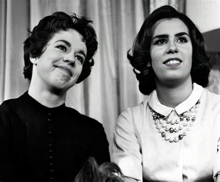 Who Is Carol Burnett Sister Chrissie Burnett? Wikipedia And Age